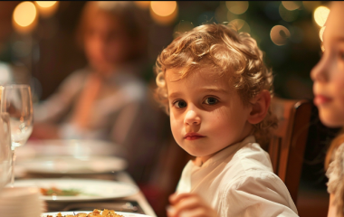 Курси етикету для дітей: навчання правил поведінки та манерам.