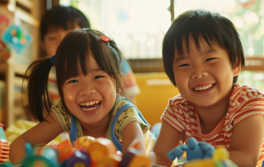 Чим зайняти дитину в 11-12 місяців: 10 цікавих занять