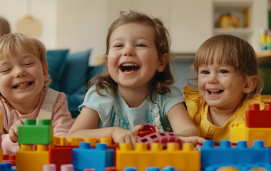 Домашні ігри для розвитку дитини: 10 захоплюючих занять із малюком