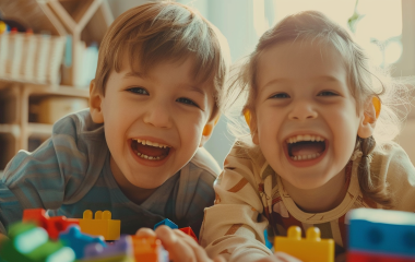 Чим зайняти однорічну дитину: 25 ігор та занять у домашніх умовах