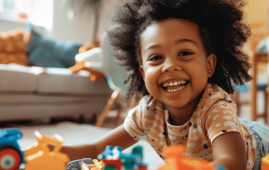 Чим зайняти 2-місячну дитину під час неспання