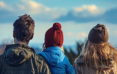 Ребенок говорит вопросом на вопрос, повторяет вопросы, и отвечает другой ребенок: диагноз